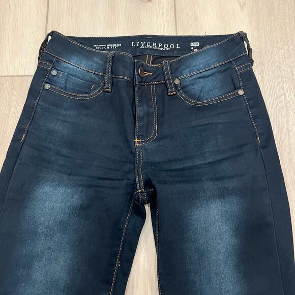 Liverpool Stitch Fix Women's Dark‎ Wash Straight Jean Size 0 Long - Picture 4 of 10